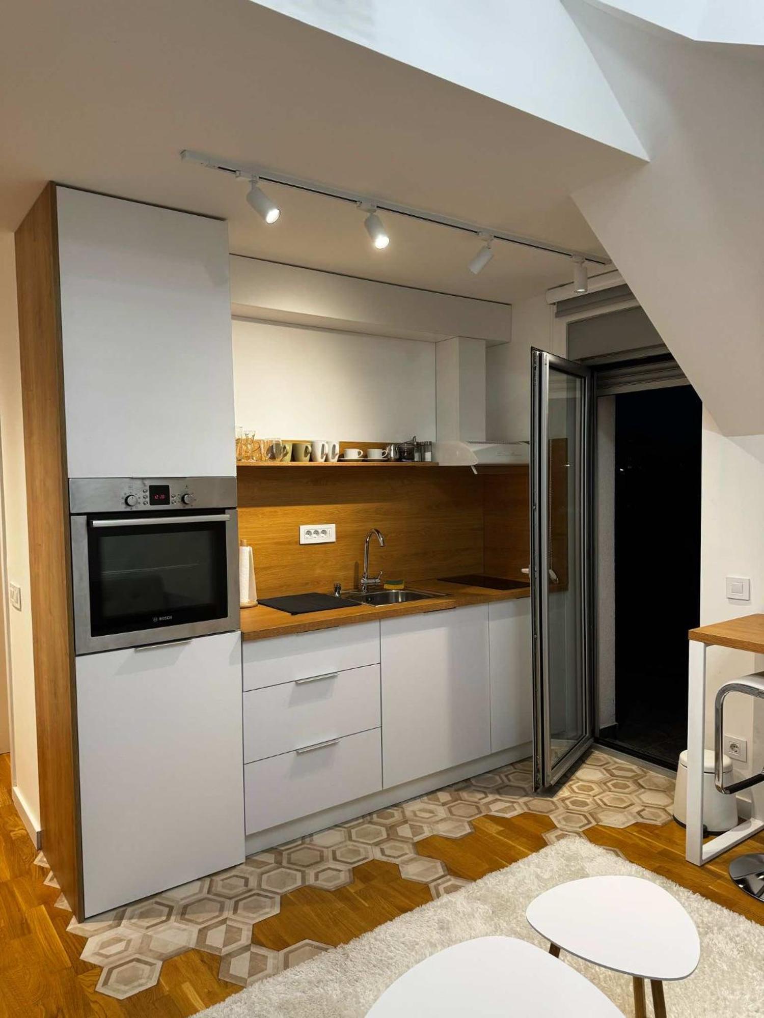 Vulkan Lux Apartments Zemun Exterior foto
