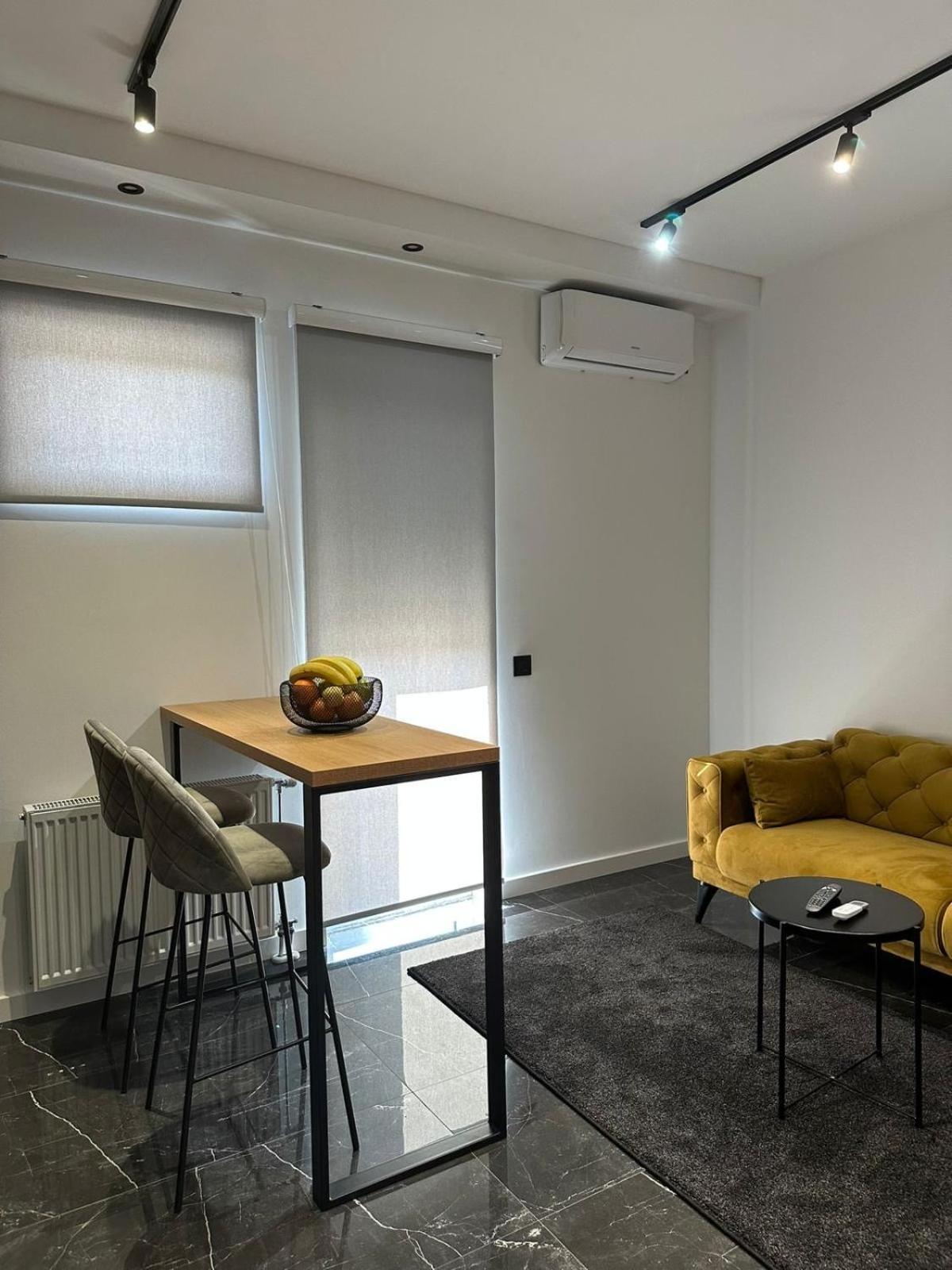 Vulkan Lux Apartments Zemun Exterior foto